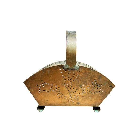 Vintage Tulip Punched Copper Napkin Holder Plenty of Patina - Picture 2 of 9